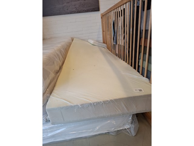 4x diverse matrassen - afbeelding 5 van  9