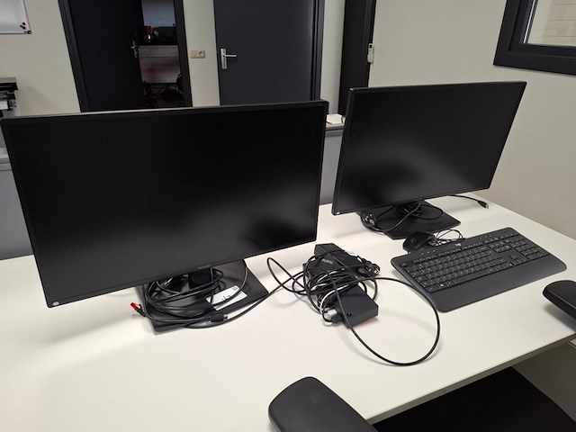 4x diverse monitor terra - afbeelding 2 van  4