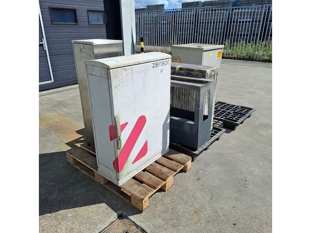 4x diverse stroomkasten - afbeelding 2 van  4