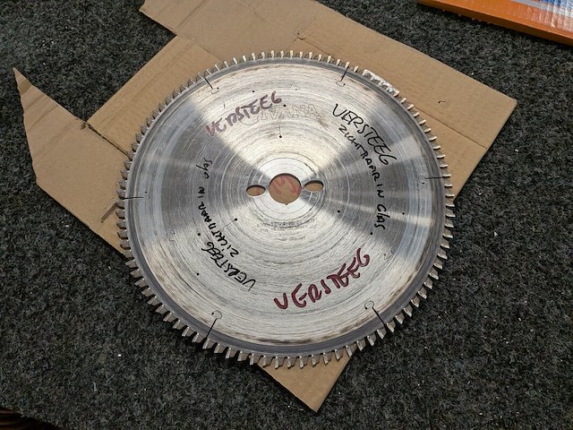 4x diverse zaagblad - afbeelding 9 van  11
