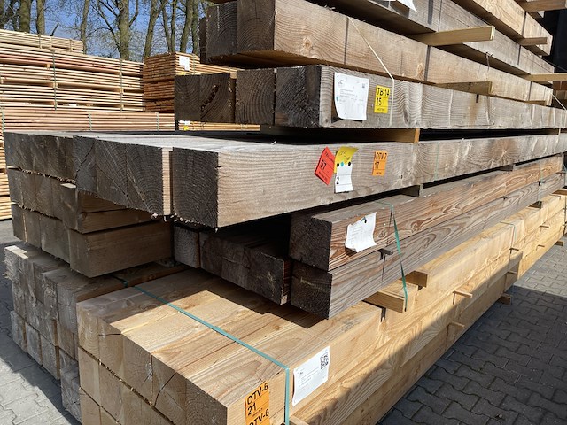 4x douglas balken fijnbezaagd, 200x200mm, lengte 600cm - afbeelding 4 van  4