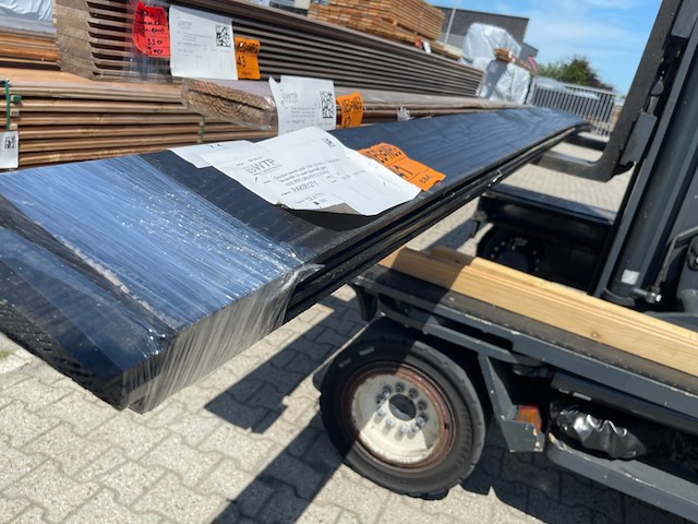 4x douglas zweeds rabat zwart gecoat, 26x190mm, lengte 500cm - afbeelding 2 van  3