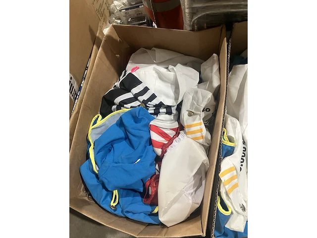 4x dozen verkleedkleren - afbeelding 5 van  7