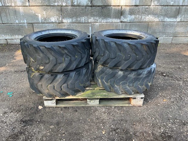 4x dunlop stabilia 12.0 r18 band, wiel en velg - afbeelding 5 van  12