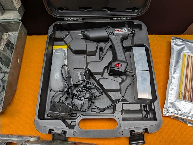 4x elektrisch gereedschap o.a. metabo - afbeelding 16 van  17