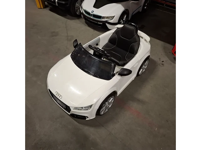 4x elektrische speelauto's voor kinderen, audi, bmw, mercedes - afbeelding 2 van  30