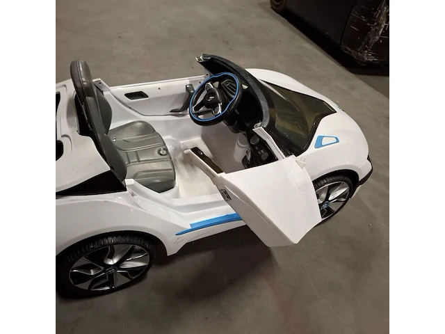 4x elektrische speelauto's voor kinderen, audi, bmw, mercedes - afbeelding 11 van  30