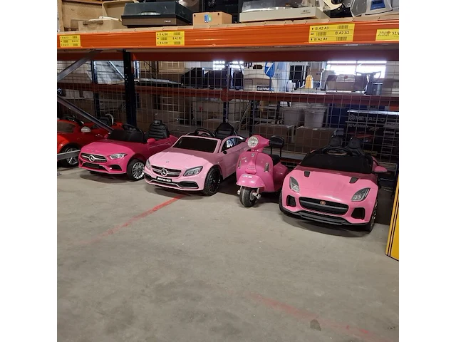 4x elektrische speelauto's voor kinderen, mercedes, roze - afbeelding 1 van  26