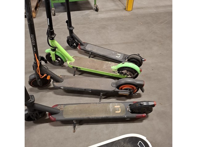 4x elektrische step en 1x hoaverboard - afbeelding 2 van  11