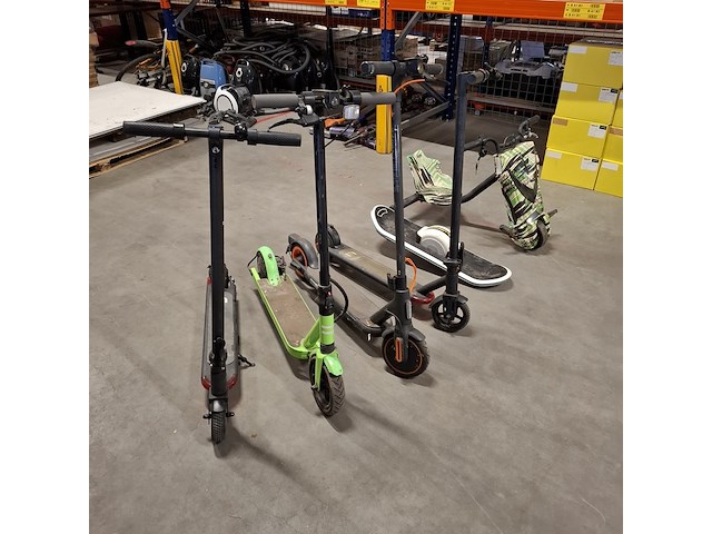 4x elektrische step en 1x hoaverboard - afbeelding 4 van  11