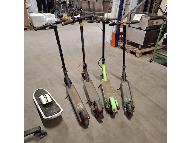 4x elektrische step en 1x hoaverboard - afbeelding 8 van  11