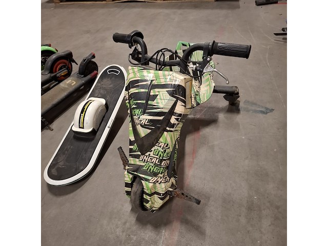 4x elektrische step en 1x hoaverboard - afbeelding 9 van  11