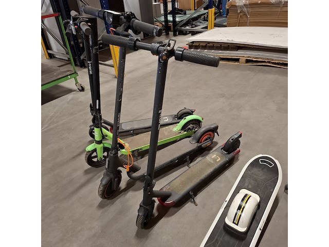 4x elektrische step en 1x hoaverboard - afbeelding 11 van  11