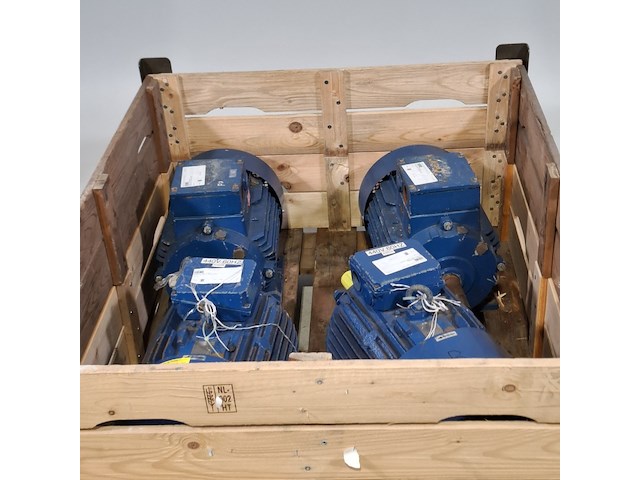 4x elektro motor, speck pompen - afbeelding 12 van  22