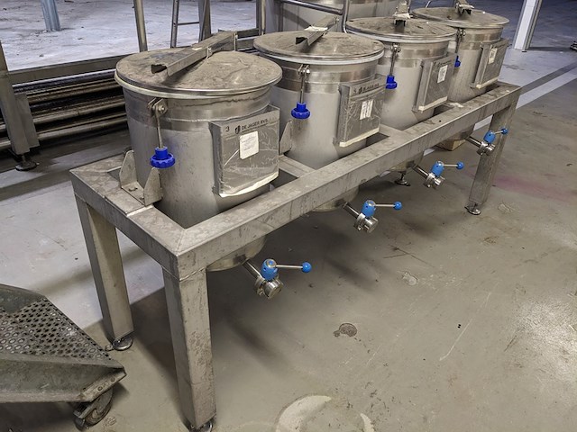 4x extractie tanks op frame, de jager, 4x65 - afbeelding 2 van  6