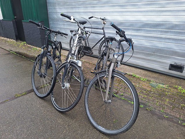 4x fiets gazelle, cube, bsp heren dames (4x) - afbeelding 1 van  9