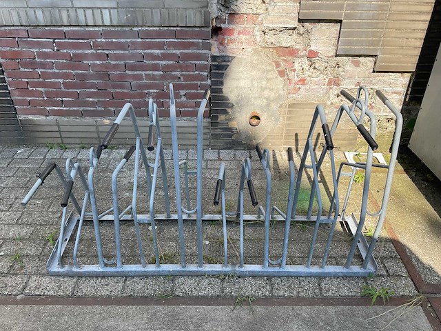 (4x) fietsenrek | gegalvaniseerd | 140 cm - afbeelding 1 van  1