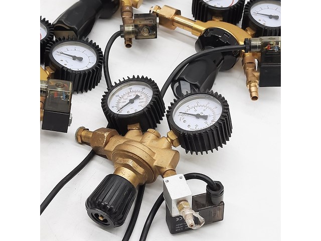 4x gasdrukregelaar - afbeelding 13 van  13