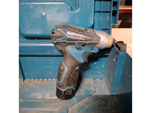 4x gereedschap en 2x bouwradio, o.a. makita - afbeelding 2 van  19