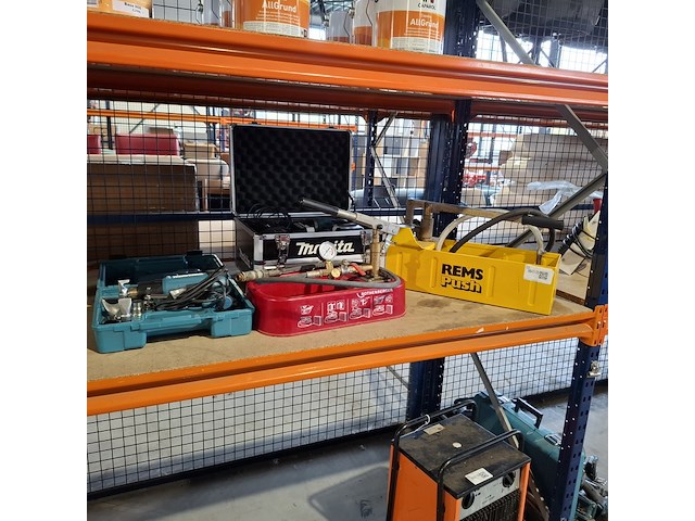 4x gereedschap , o.a. rothenberger, makita - afbeelding 1 van  24