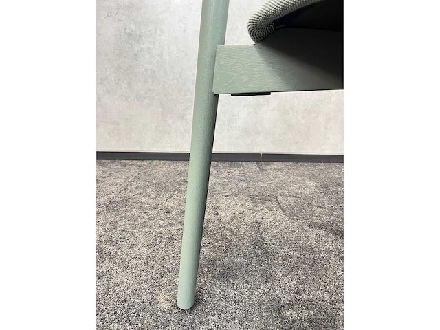 4x hay soft edge 12 - design stoel - dusty green - afbeelding 4 van  10