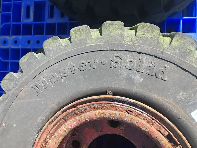4x heftruckband met velg - afbeelding 2 van  6