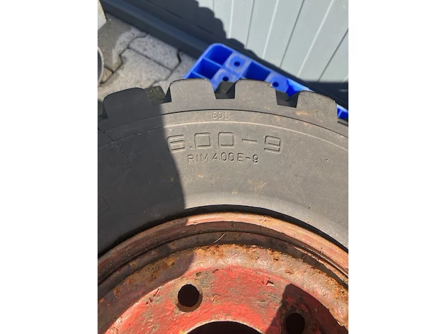 4x heftruckband met velg - afbeelding 3 van  6