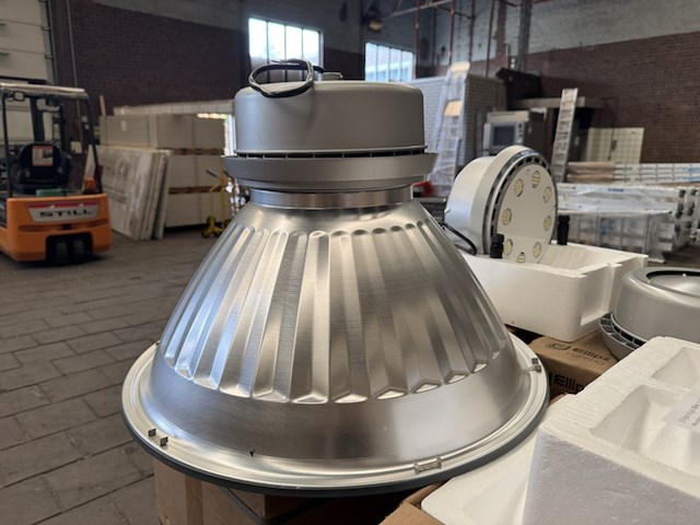 4x high bay light hb1 120w met industriële kap, ellipz lighting - afbeelding 2 van  6