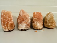 4x himalaya zoutlampen met houten voet - afbeelding 6 van  7