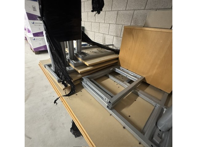 4x hoekbureau, ikea - afbeelding 4 van  4