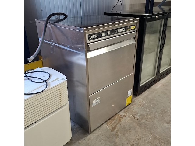 4x horeca apparatuur, metro, zanussi, klarstein - afbeelding 2 van  21