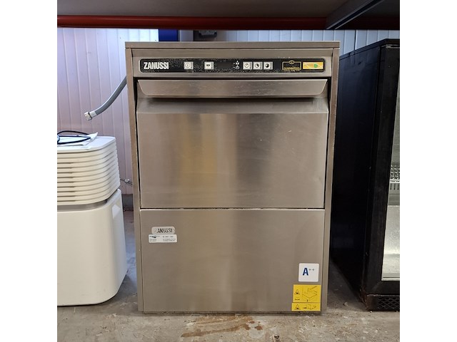 4x horeca apparatuur, metro, zanussi, klarstein - afbeelding 12 van  21