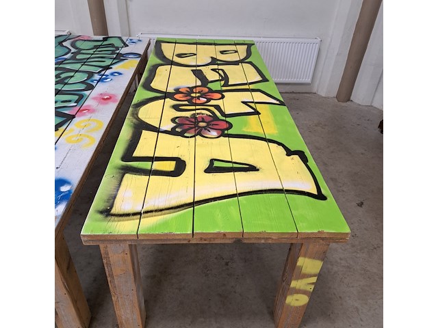 4x houten geschilderde tuintafel - afbeelding 5 van  5