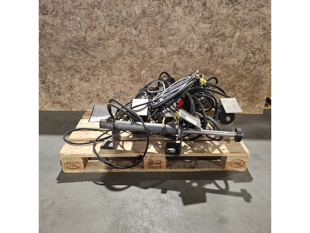 4x hydraulische cilinders, grijs / chroom - afbeelding 1 van  8