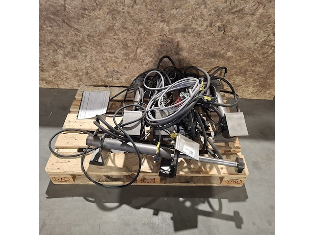 4x hydraulische cilinders, grijs / chroom - afbeelding 2 van  8