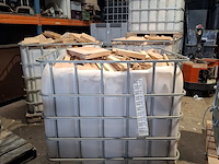 4x ibc met resthout, eiken, beuken, vuren en grenen - afbeelding 1 van  5