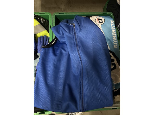 4x inhoud krat fietskleding, w.o. sportful, vermarc - afbeelding 6 van  9
