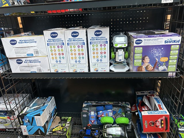 4x inhoud stelling speelgoed w.o. syma, vtech, carrera - afbeelding 2 van  26