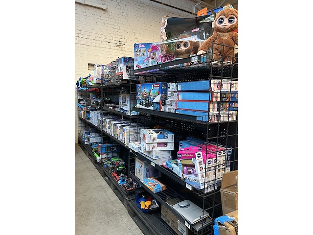 4x inhoud stelling speelgoed w.o. syma, vtech, carrera - afbeelding 1 van  26