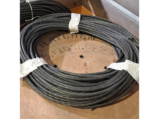 4x kabel, raychem - afbeelding 4 van  8