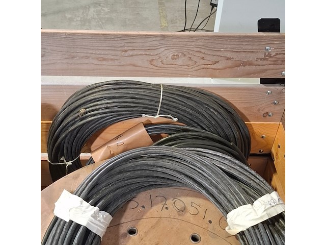 4x kabel, raychem - afbeelding 7 van  8