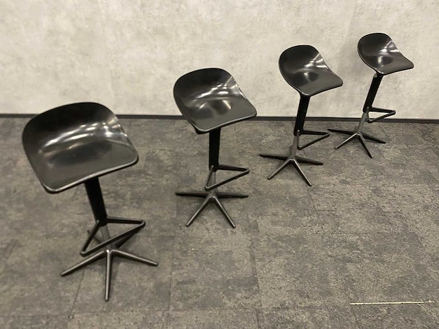 4x kartell spoon - design barkruk - afbeelding 11 van  11