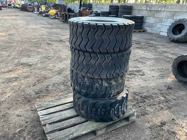 4x kende rock grip 12 r16.5 band, wiel en velg - afbeelding 7 van  11