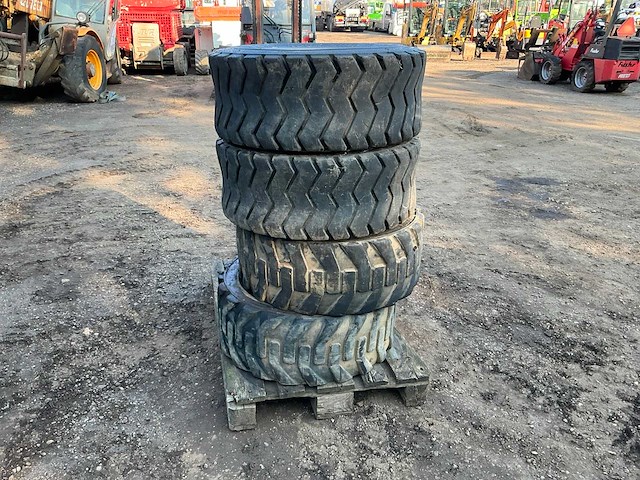 4x kende rock grip 12 r16.5 band, wiel en velg - afbeelding 5 van  8