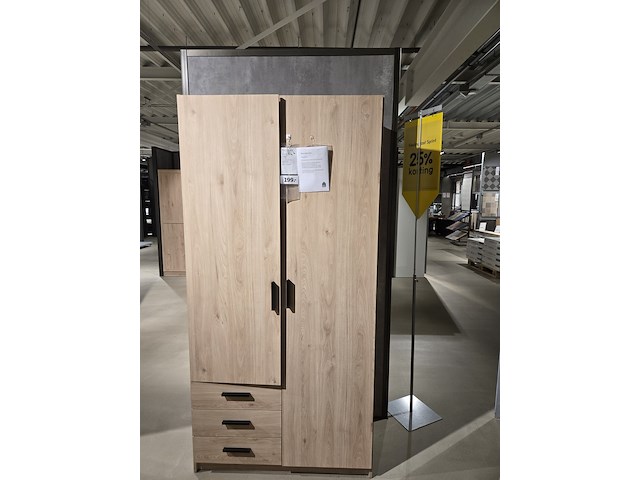 4x kledingkast - afbeelding 1 van  7