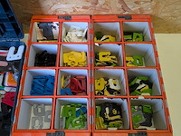 4x koffer gevuld met vulplaatjes - afbeelding 7 van  11