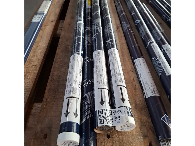 4x koker a 5 kilo laselektrode avesto, thermanit ge-316l si - afbeelding 4 van  11