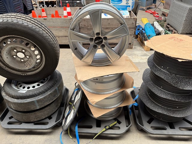4x lichtmetalen velg oxxo - afbeelding 1 van  4