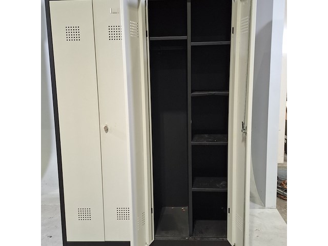 4x lockerkast - afbeelding 5 van  8