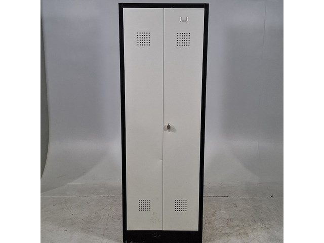 4x lockerkast - afbeelding 1 van  7